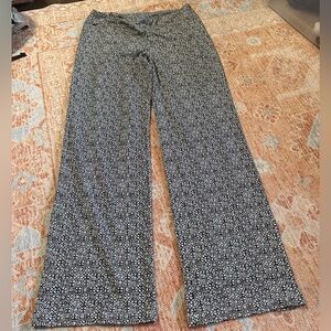 J McLaughlin black and white geometric stretch pull on spandex casual pants Med
